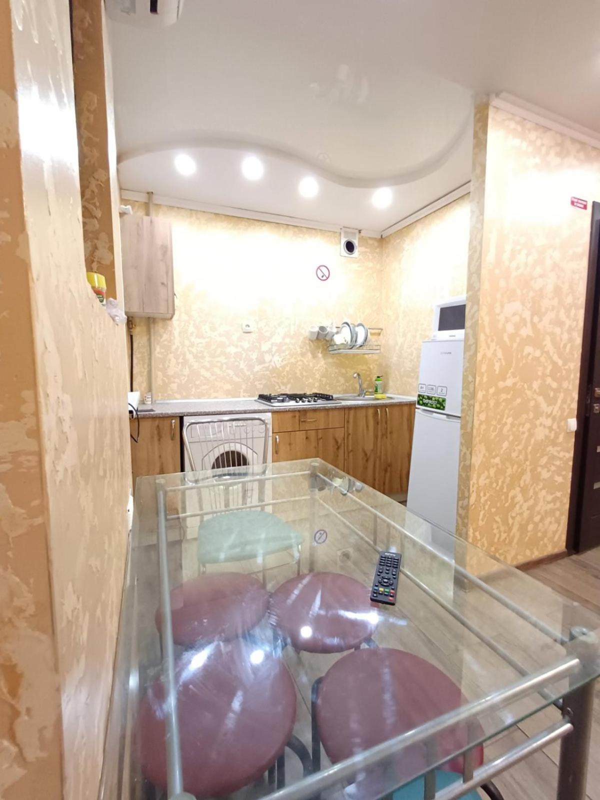 Большая 3 Комнатная Квартира Cherkasy Exterior foto